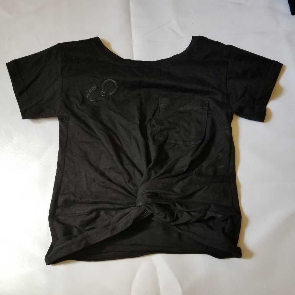 Knotted crop tee